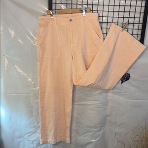 American Eagle Outfitters Peach wide leg Pants with stretch and pockets